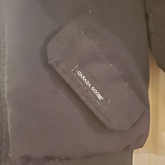 (SOLD) Canada Goose Down Winter Jacket - Picture 5 of 8